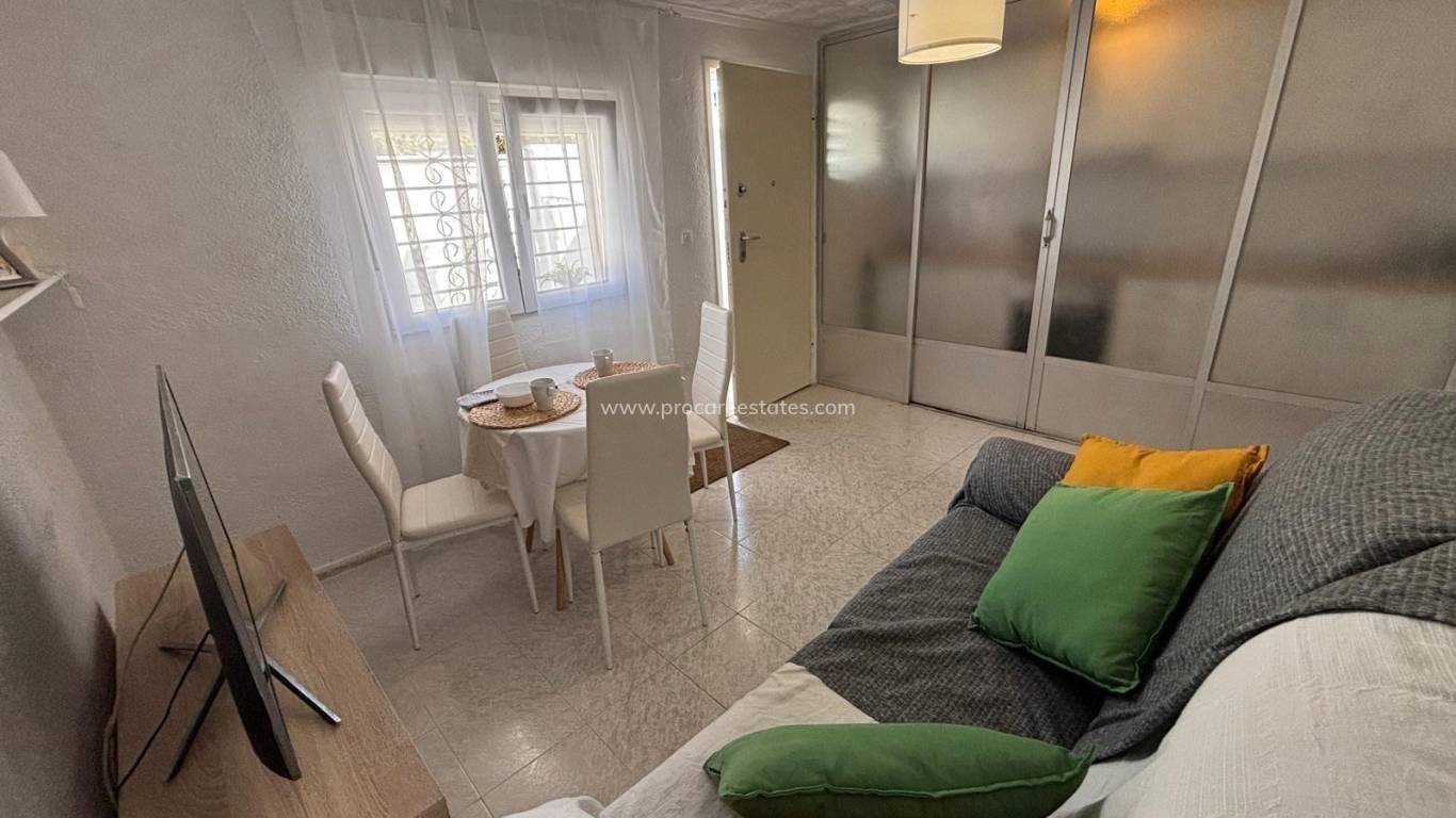Resale - Apartment - Torrevieja - El Chaparral