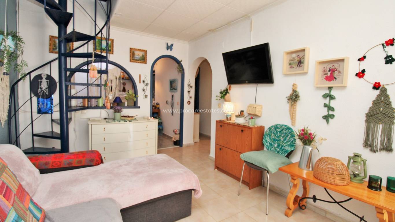 Resale - Apartment - Torrevieja - El Chaparral