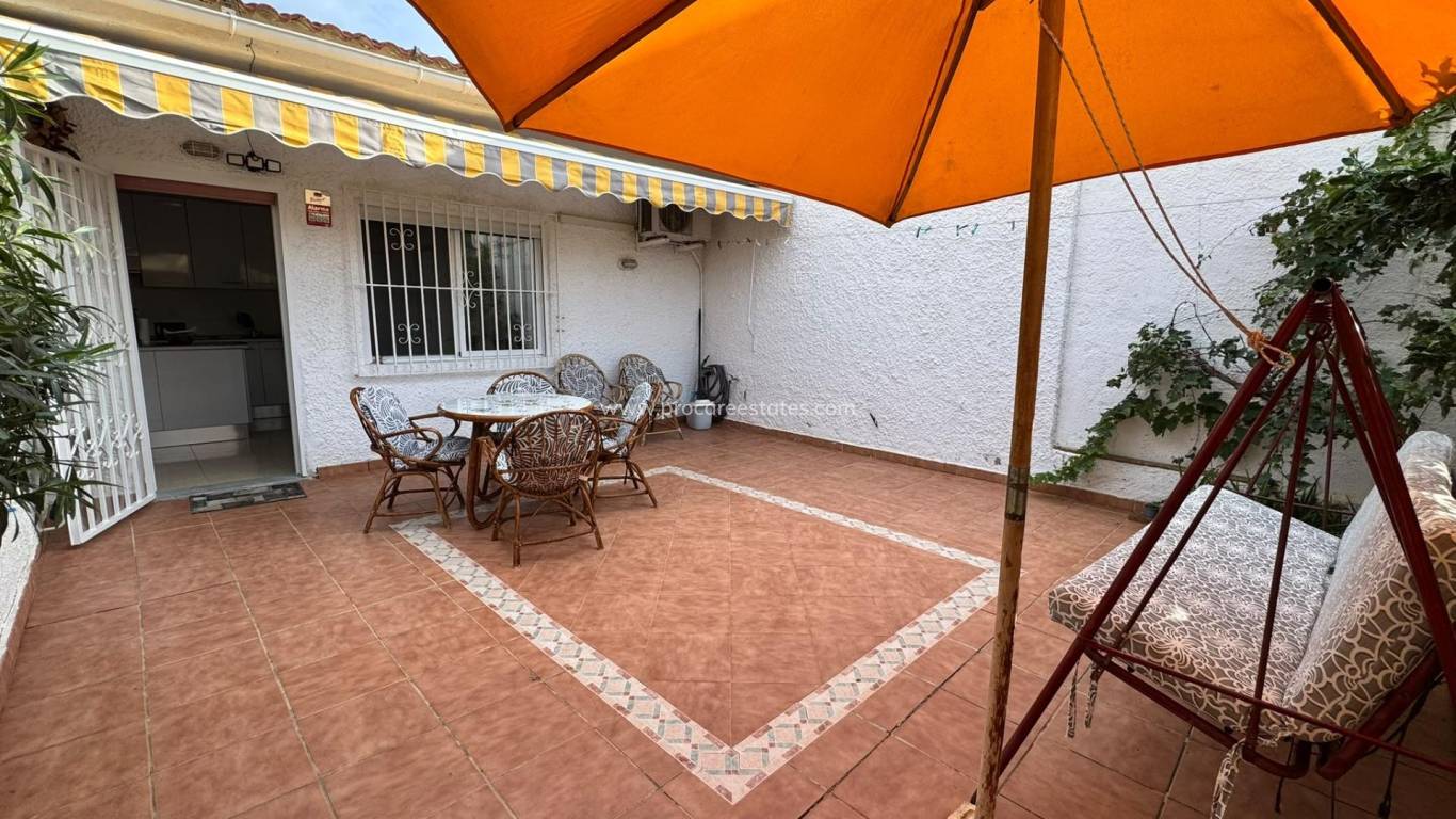 Resale - Apartment - Torrevieja - El Chaparral