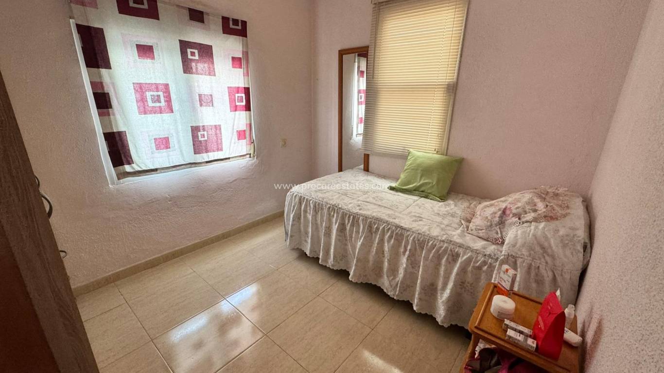 Resale - Apartment - Torrevieja - El Chaparral