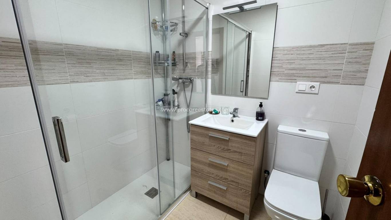 Resale - Apartment - Torrevieja - El Chaparral