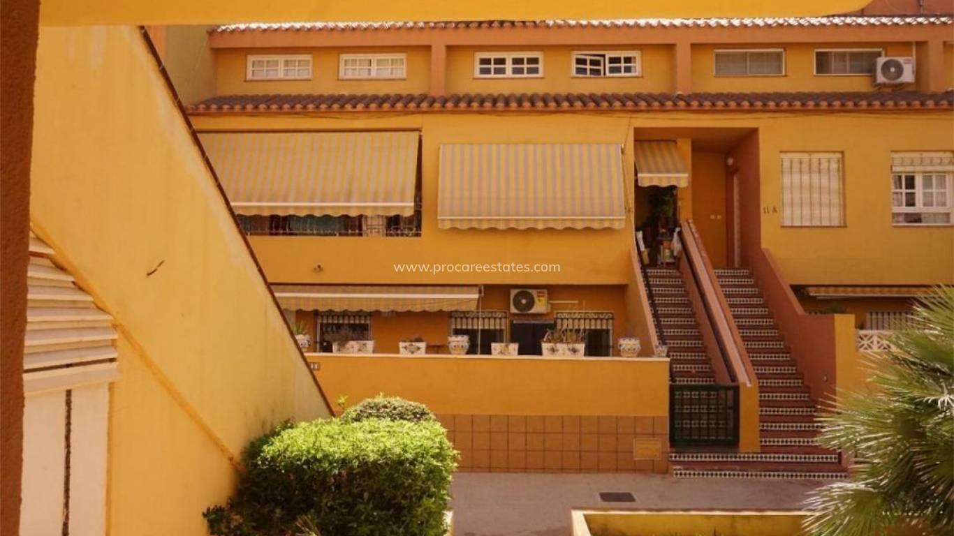 Resale - Apartment - Torrevieja - Eliseos playa