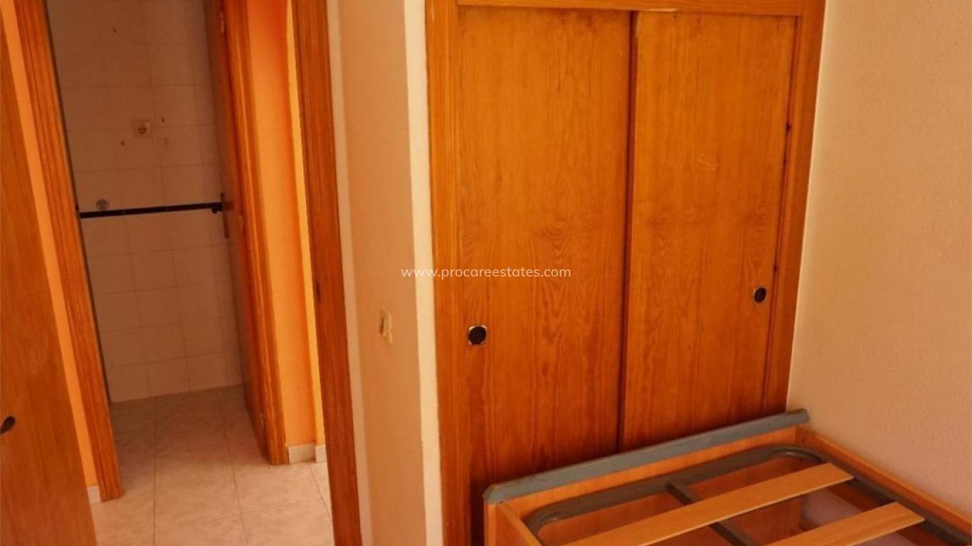 Resale - Apartment - Torrevieja - Eliseos playa