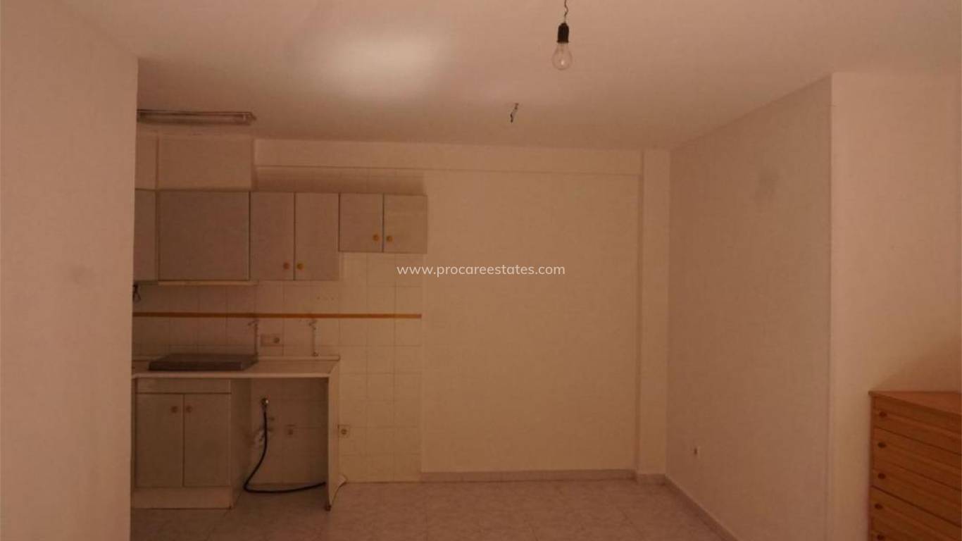 Resale - Apartment - Torrevieja - Eliseos playa