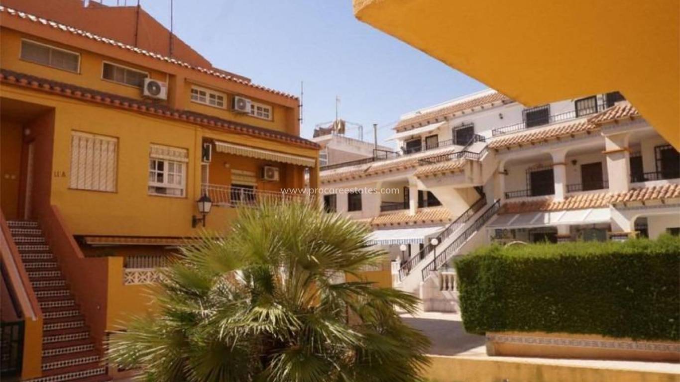 Resale - Apartment - Torrevieja - Eliseos playa