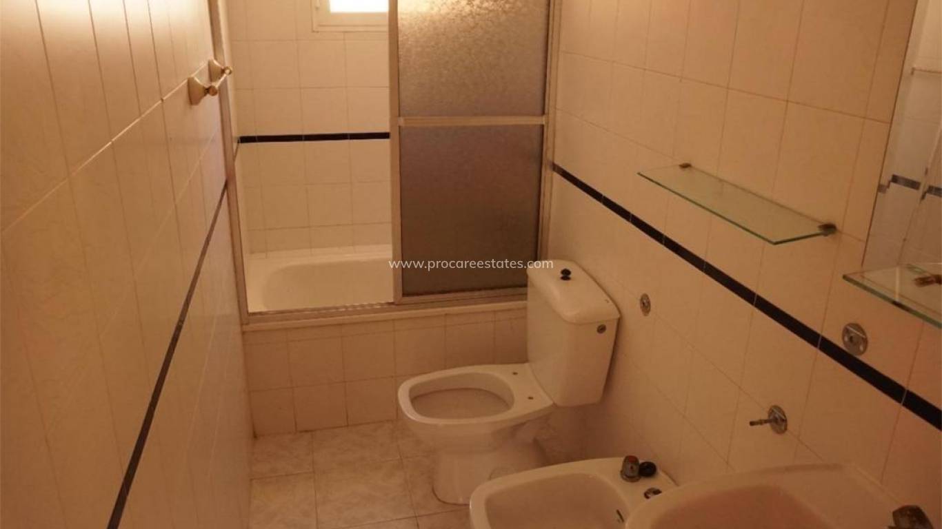 Resale - Apartment - Torrevieja - Eliseos playa