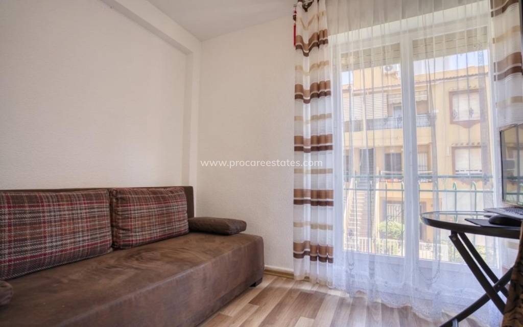 Resale - Apartment - Torrevieja - Eliseos playa