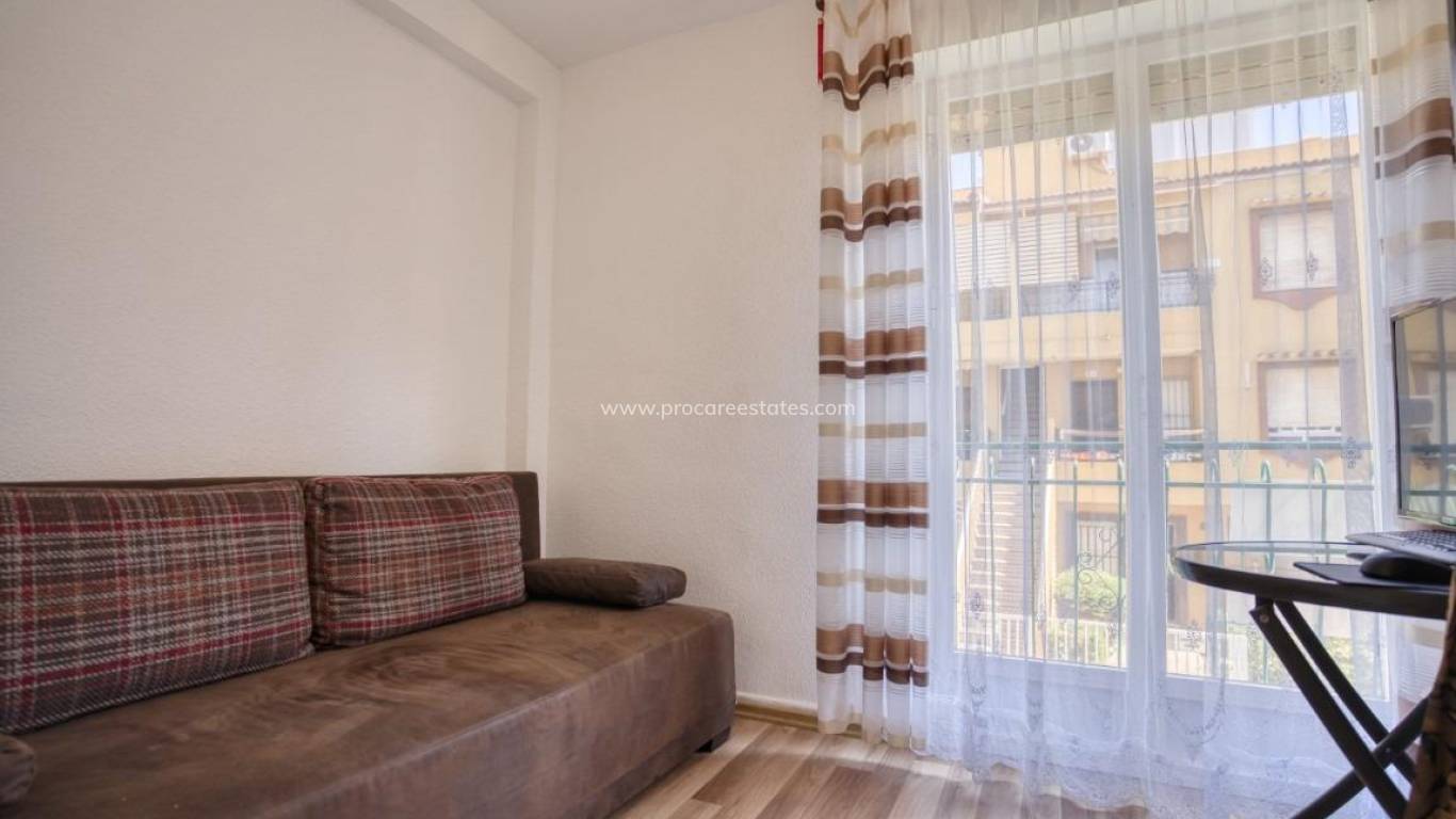 Resale - Apartment - Torrevieja - Eliseos playa