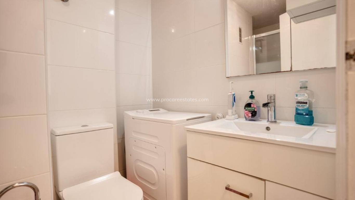 Resale - Apartment - Torrevieja - Eliseos playa