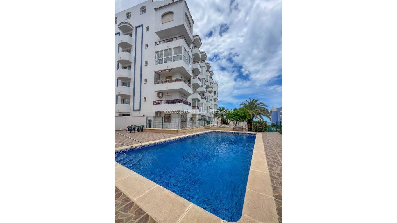 Resale - Apartment - Torrevieja - La Mata