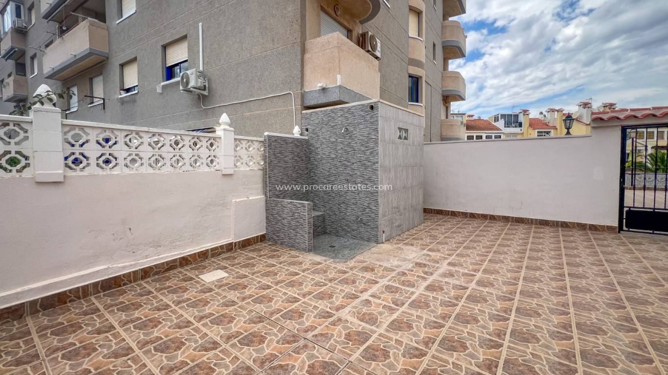 Resale - Apartment - Torrevieja - La Mata