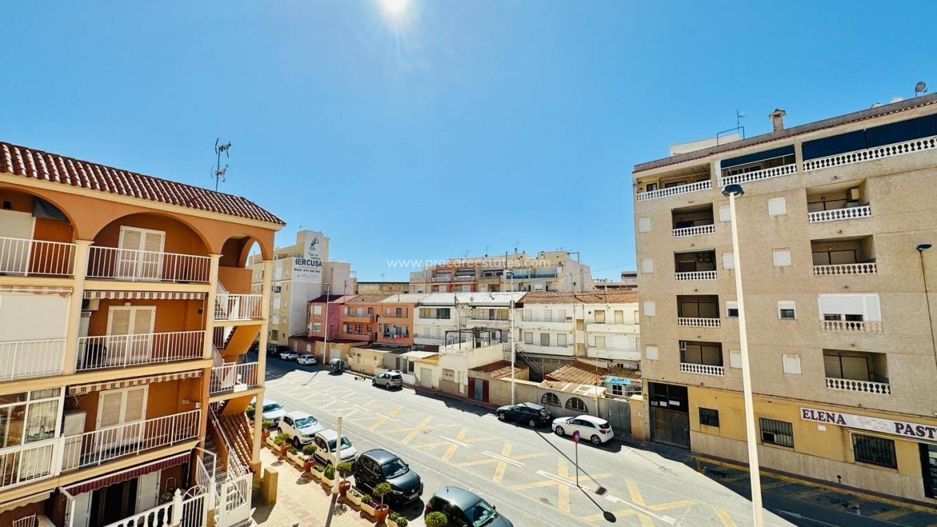 Resale - Apartment - Torrevieja - La Mata