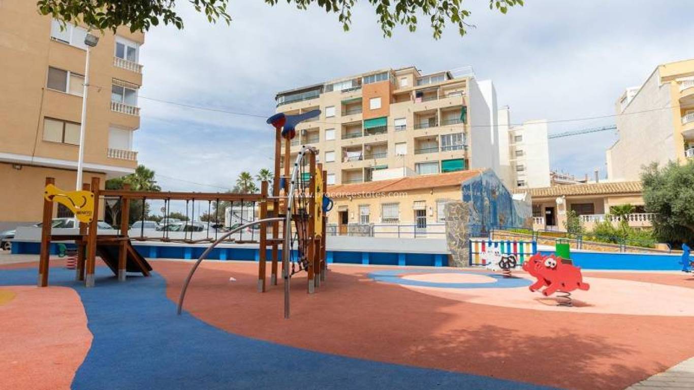 Resale - Apartment - Torrevieja - La Mata