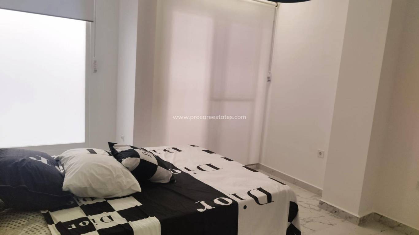 Resale - Apartment - Torrevieja - La Mata