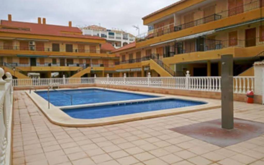 Resale - Apartment - Torrevieja - La Mata