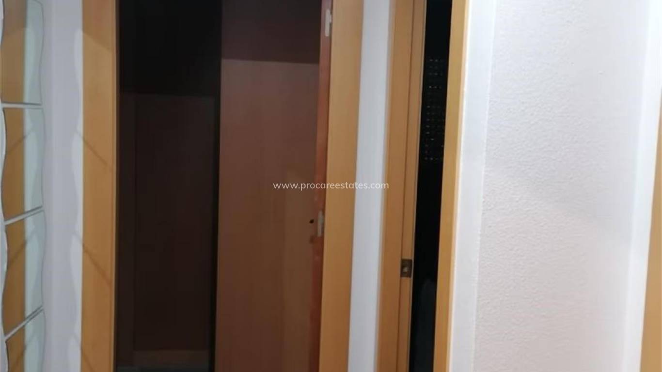 Resale - Apartment - Torrevieja - La Mata