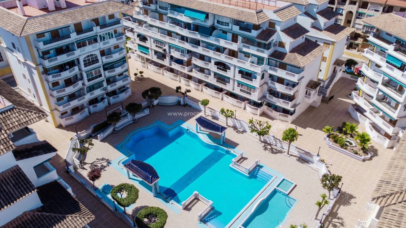 Resale - Apartment - Torrevieja - La Mata