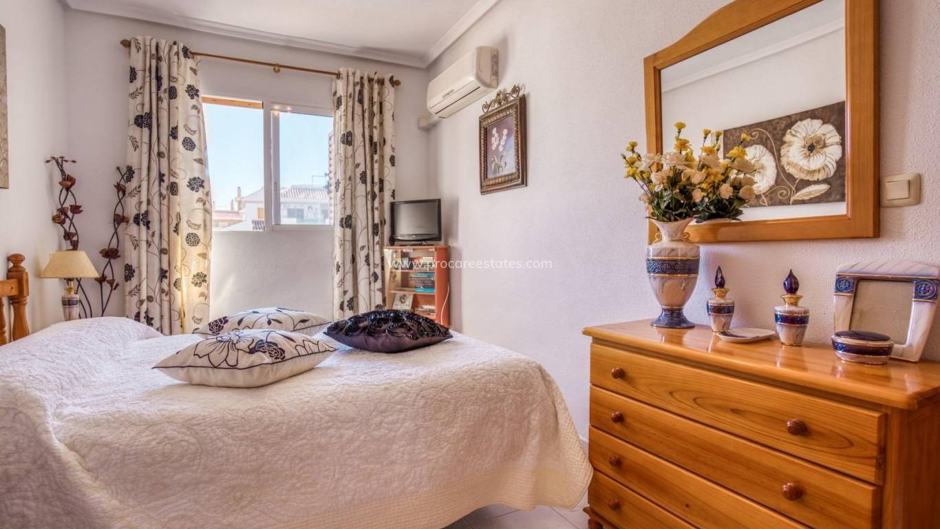 Resale - Apartment - Torrevieja - La Mata