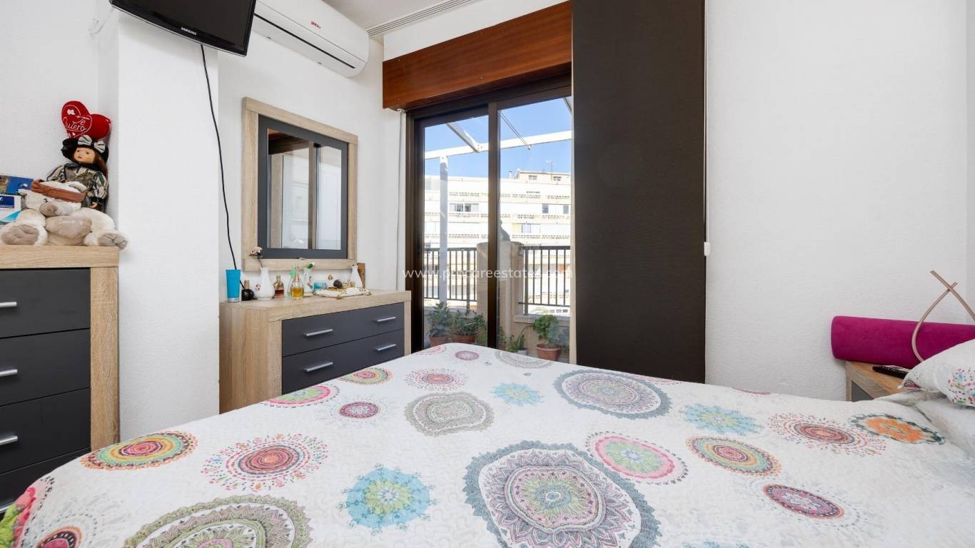 Resale - Apartment - Torrevieja - La Mata