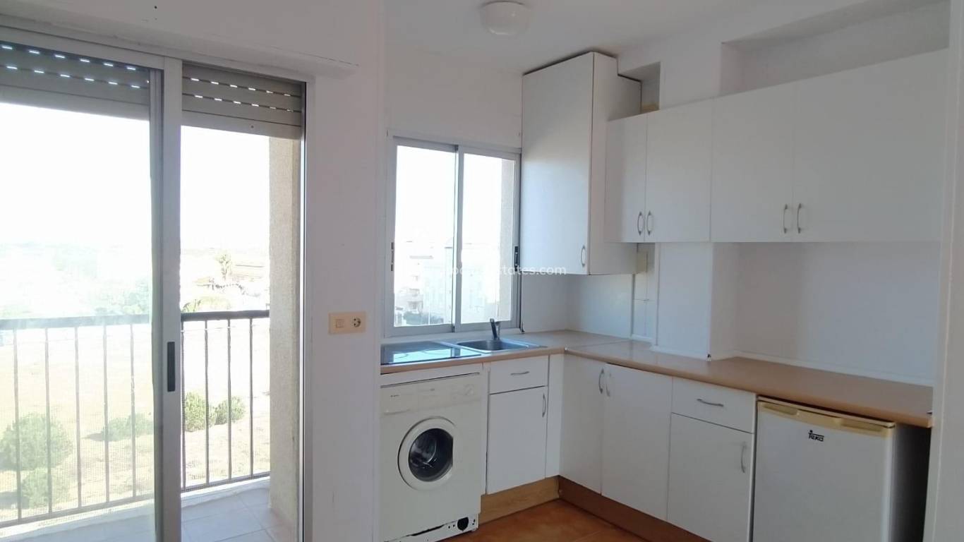 Resale - Apartment - Torrevieja - La Mata