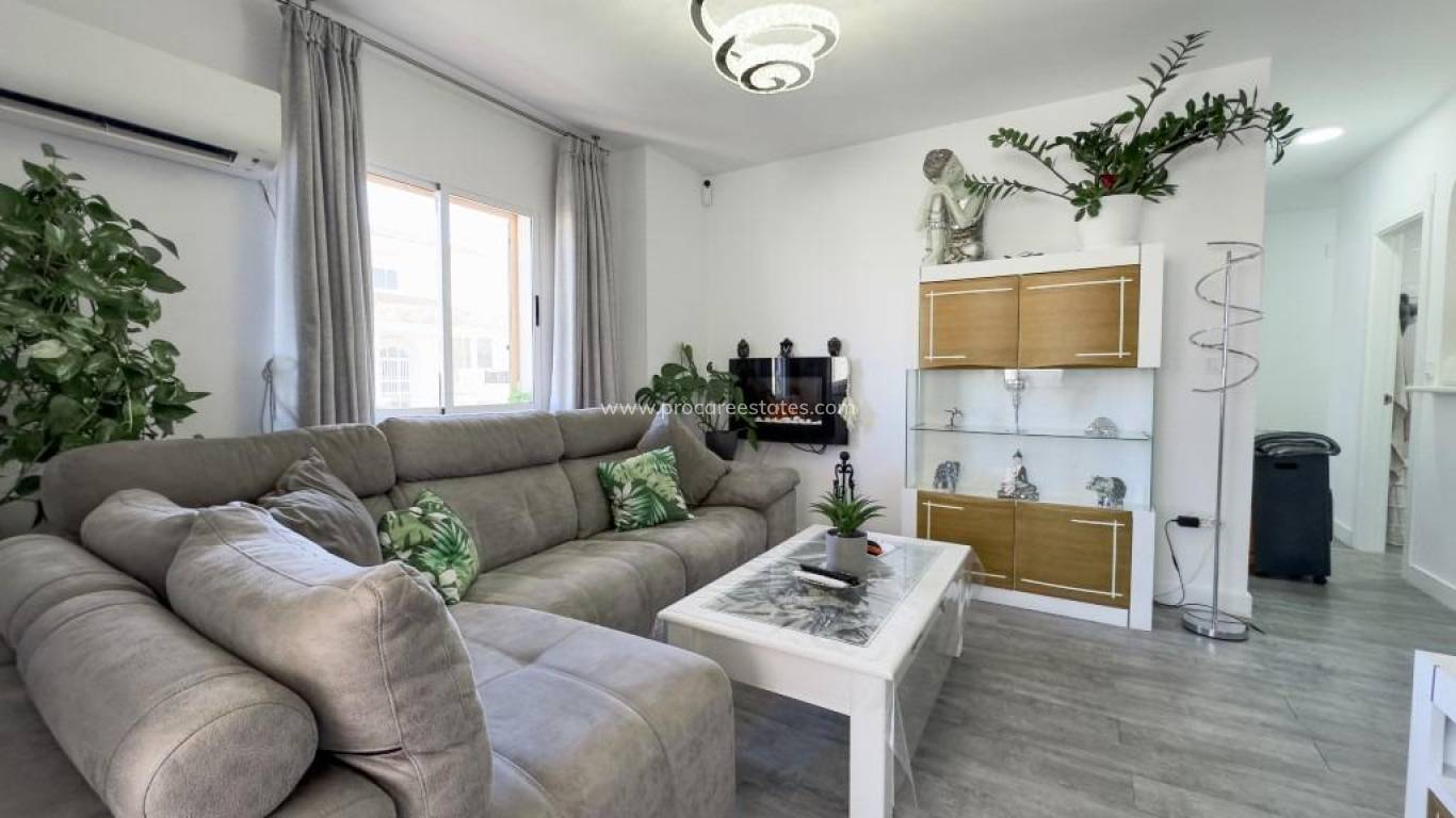 Resale - Apartment - Torrevieja - La Mata