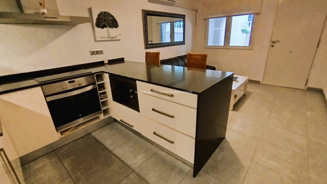 Resale - Apartment - Torrevieja - La Mata