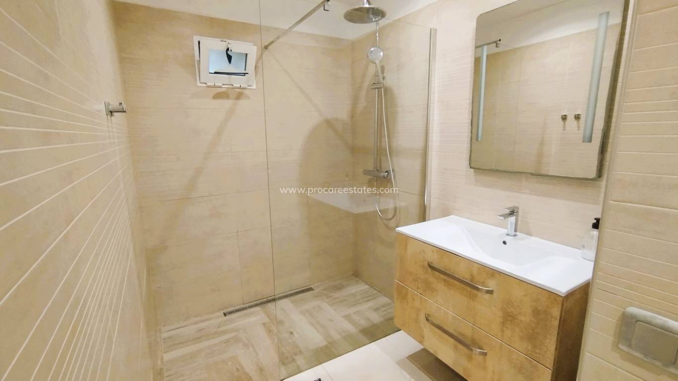 Resale - Apartment - Torrevieja - La Mata