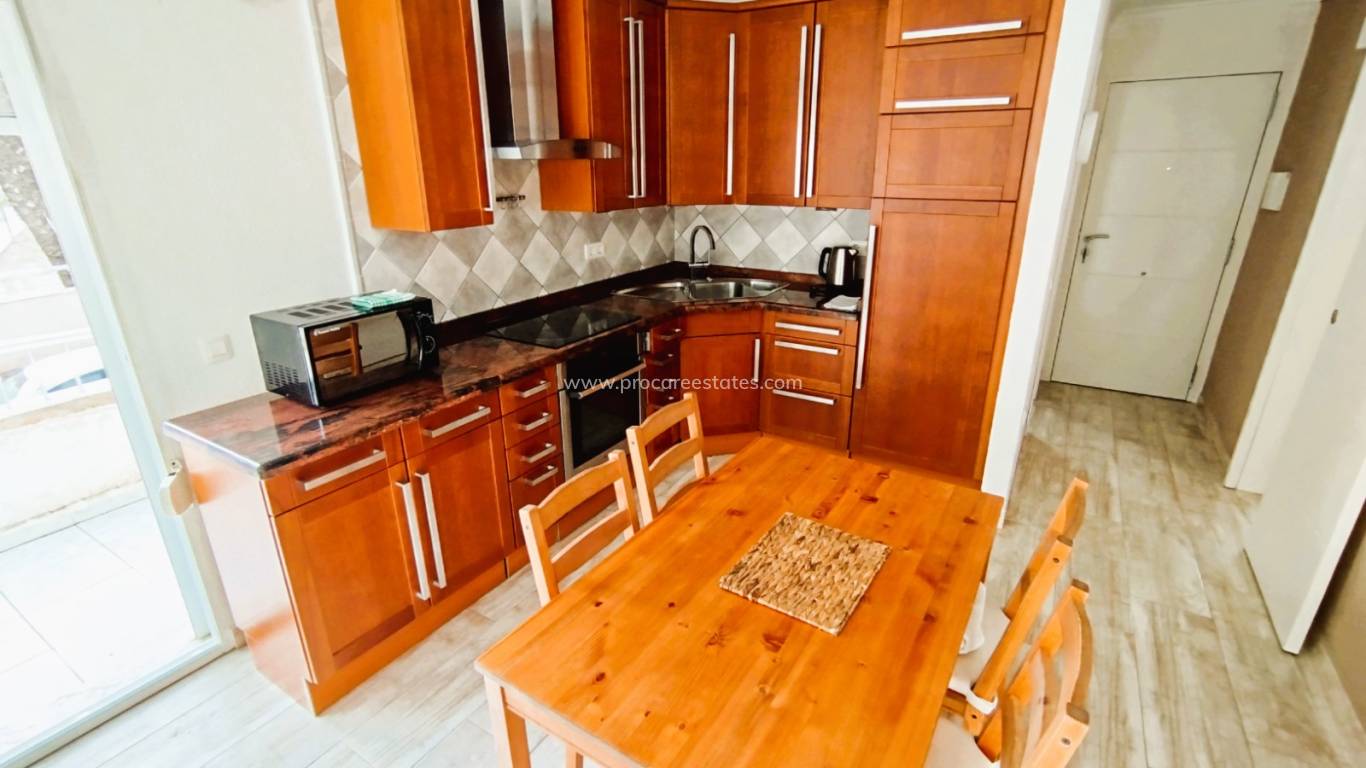 Resale - Apartment - Torrevieja - La Mata