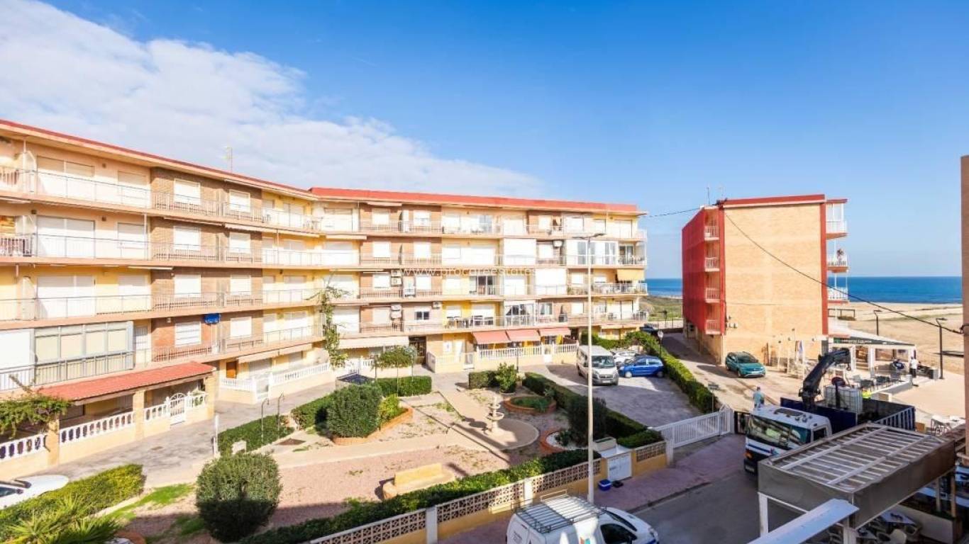 Resale - Apartment - Torrevieja - La Mata