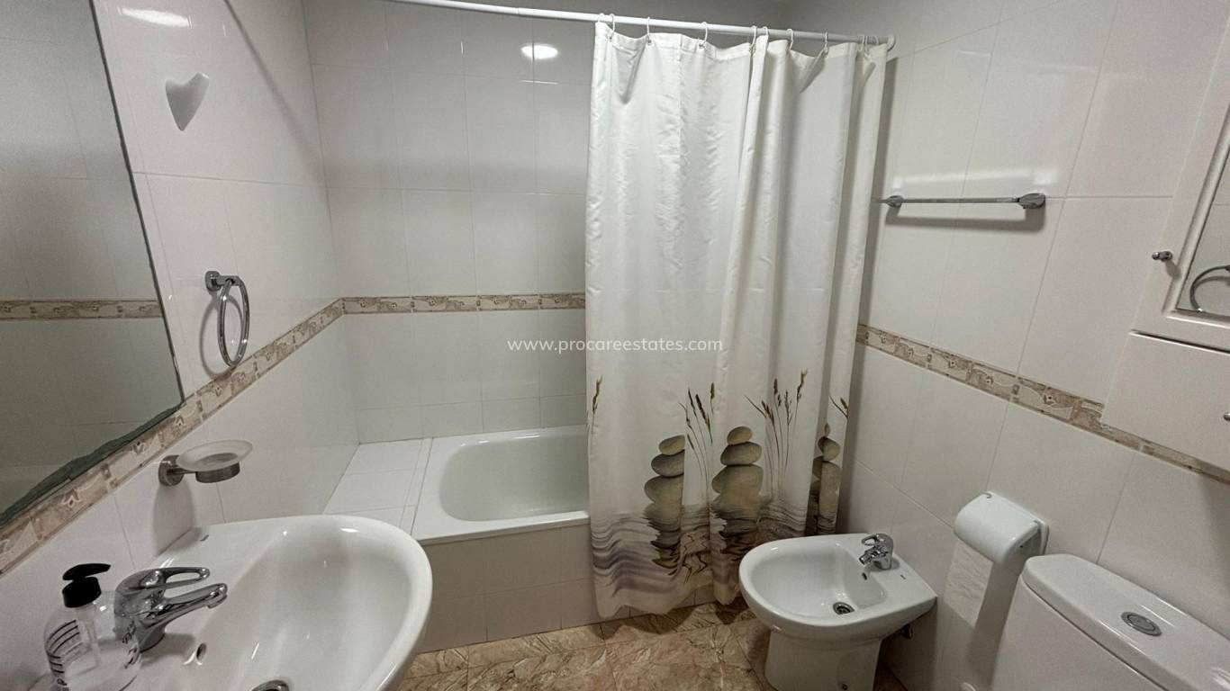 Resale - Apartment - Torrevieja - La Mata