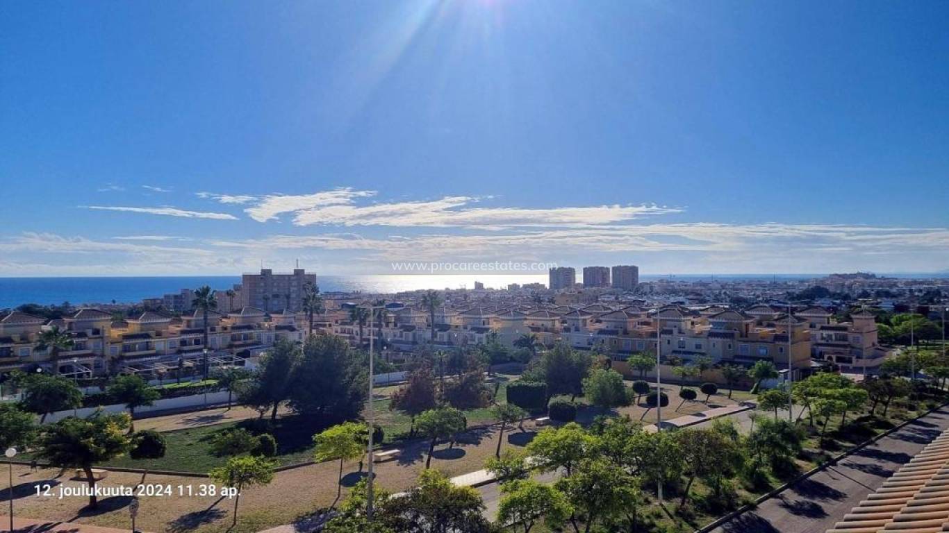 Resale - Apartment - Torrevieja - La Mata