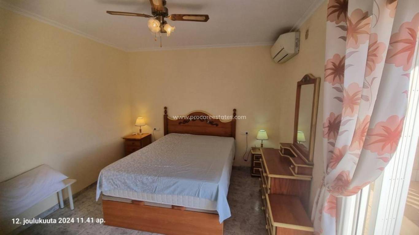 Resale - Apartment - Torrevieja - La Mata