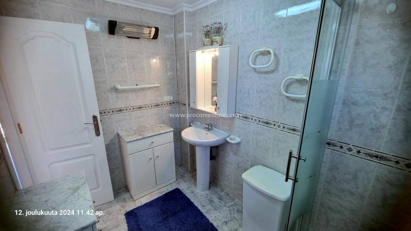 Resale - Apartment - Torrevieja - La Mata
