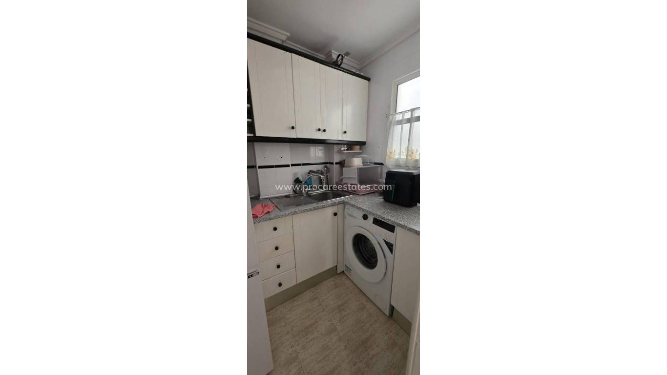 Resale - Apartment - Torrevieja - La Mata