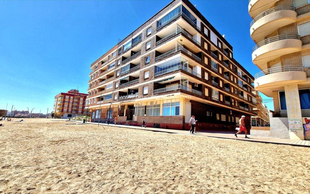 Resale - Apartment - Torrevieja - La Mata