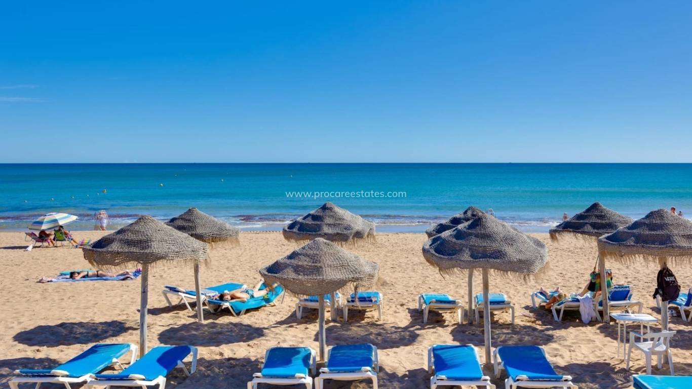 Resale - Apartment - Torrevieja - La Mata