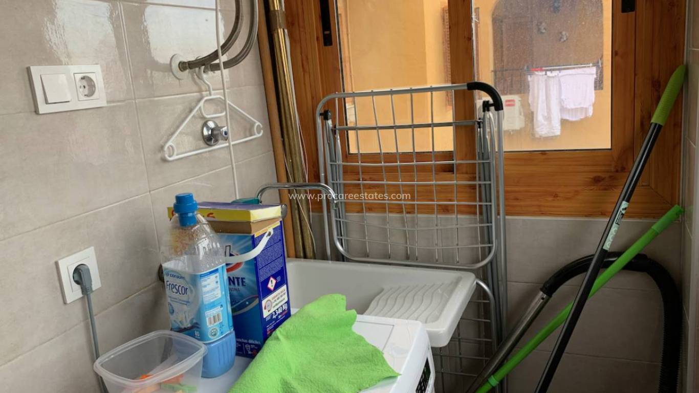 Resale - Apartment - Torrevieja - La Mata