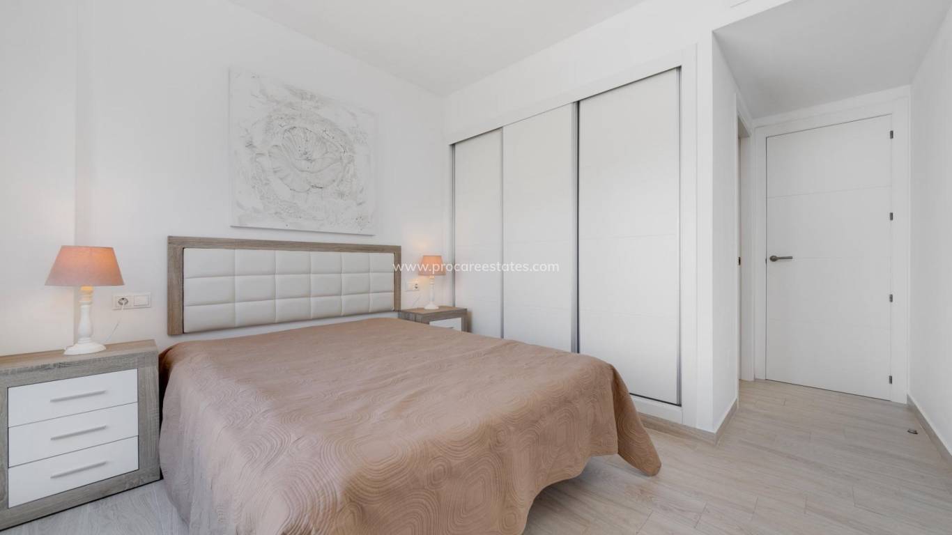 Resale - Apartment - Torrevieja - La Mata