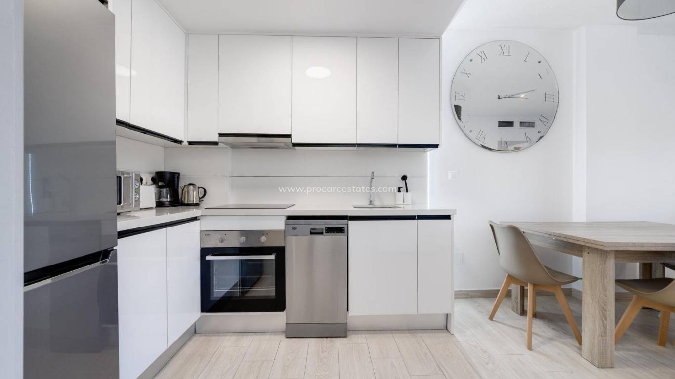 Resale - Apartment - Torrevieja - La Mata