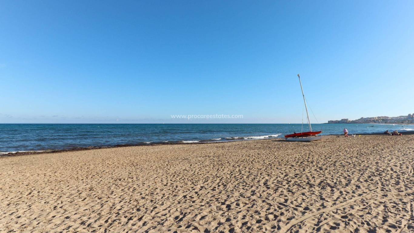 Resale - Apartment - Torrevieja - La Mata