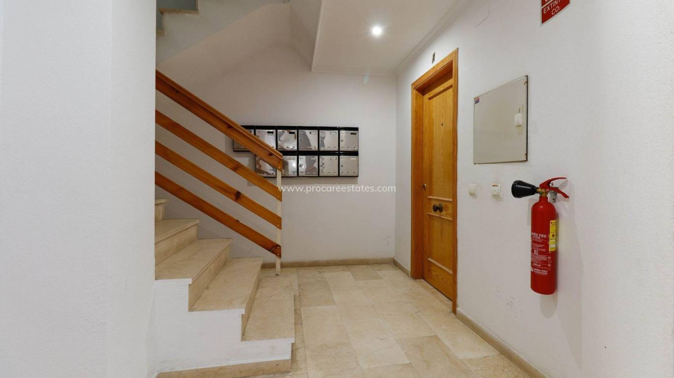 Resale - Apartment - Torrevieja - La Mata