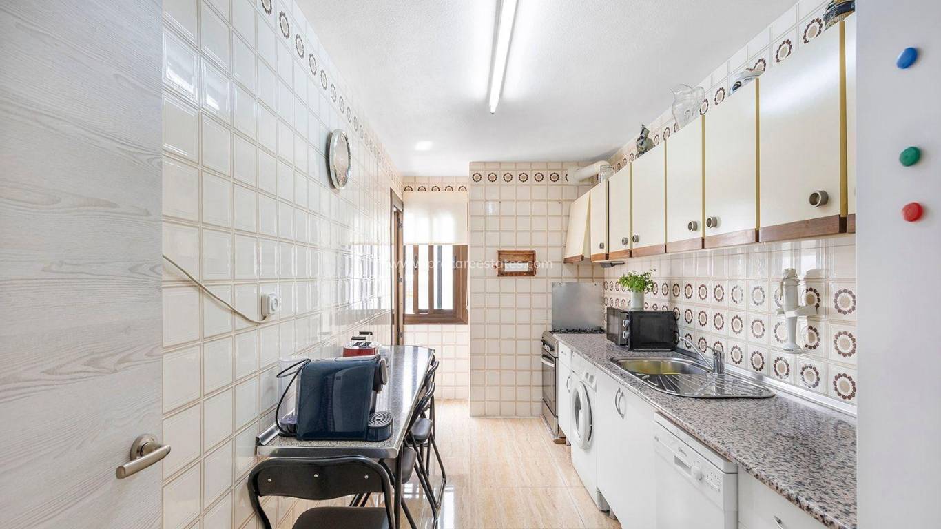 Resale - Apartment - Torrevieja - La Mata