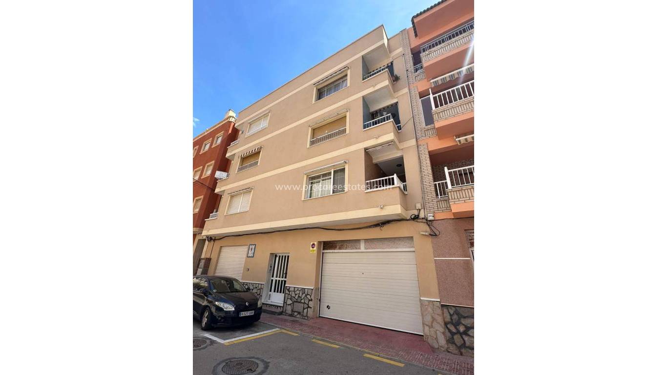 Resale - Apartment - Torrevieja - La Mata