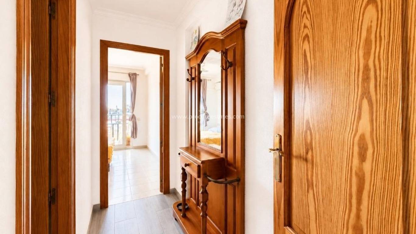 Resale - Apartment - Torrevieja - La Mata