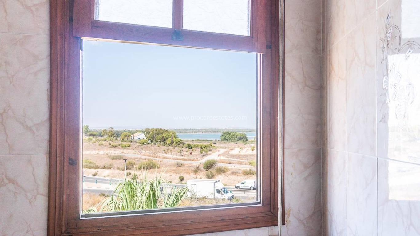 Resale - Apartment - Torrevieja - La Mata