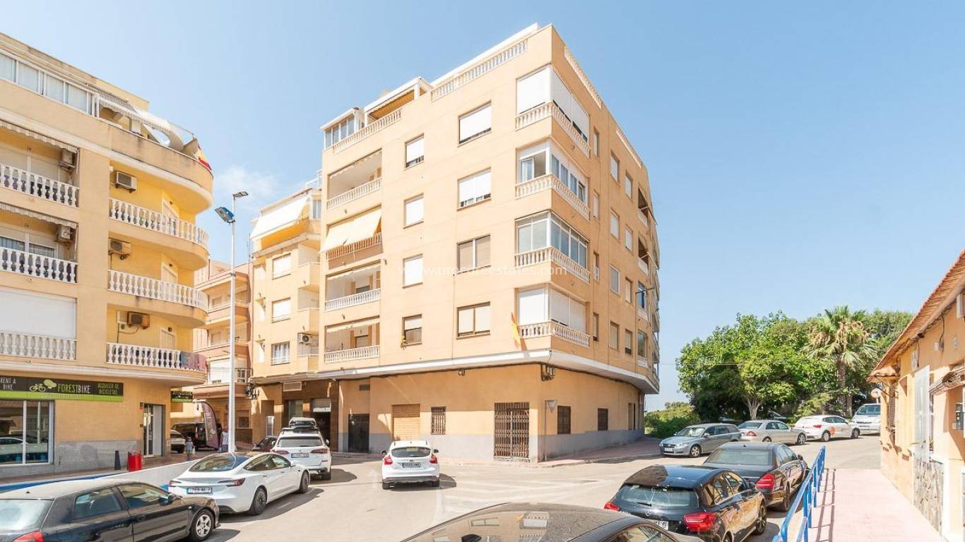 Resale - Apartment - Torrevieja - La Mata
