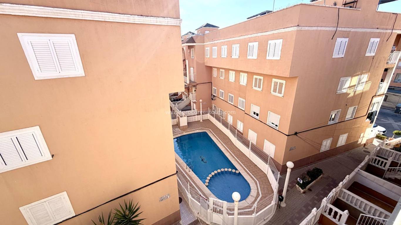 Resale - Apartment - Torrevieja - La Mata