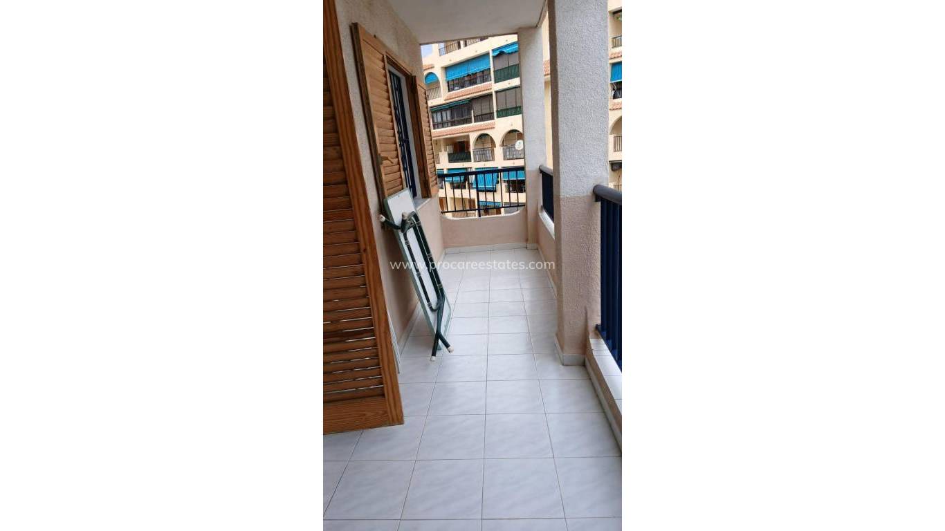 Resale - Apartment - Torrevieja - La Mata