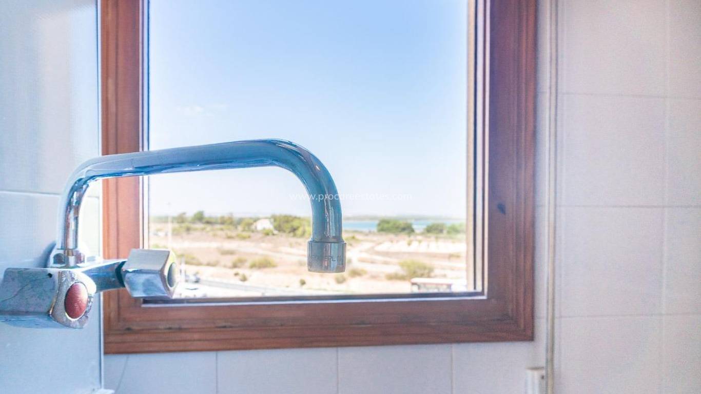 Resale - Apartment - Torrevieja - La Mata
