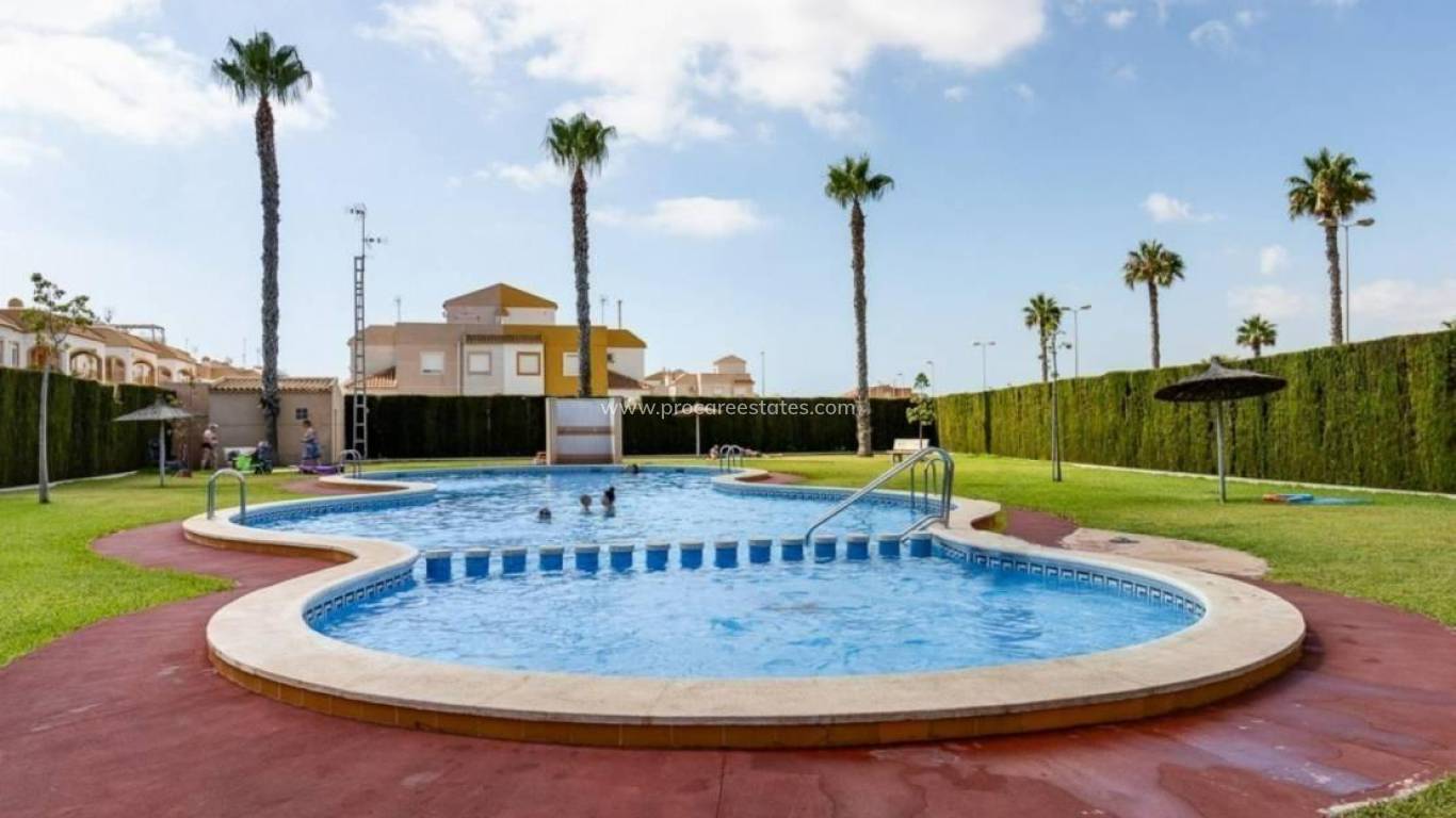 Resale - Apartment - Torrevieja - La Siesta - El Salado - Torreta